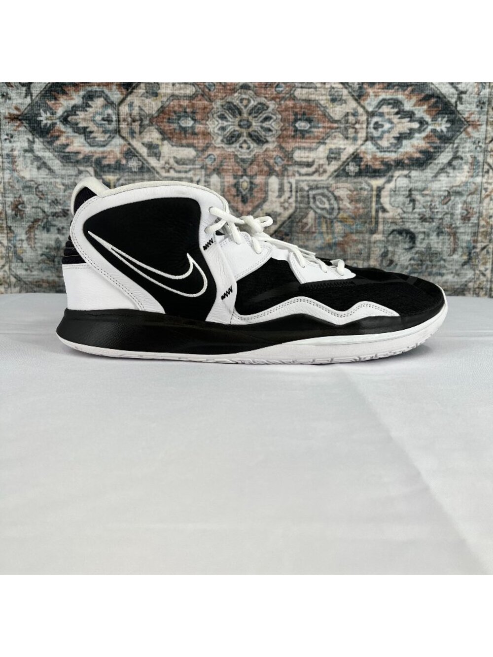 Nike Kyrie Infinity TB Black White Size 18 Basketball Shoes D09616-002